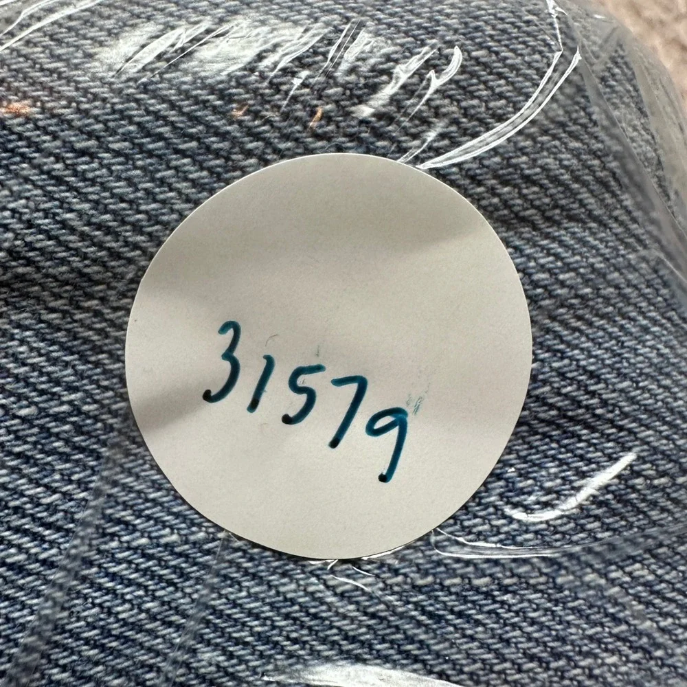 Calvin Klein Jeans Mens 30x32‎ Light Wash Slim White Oak Cone Denim Distressed